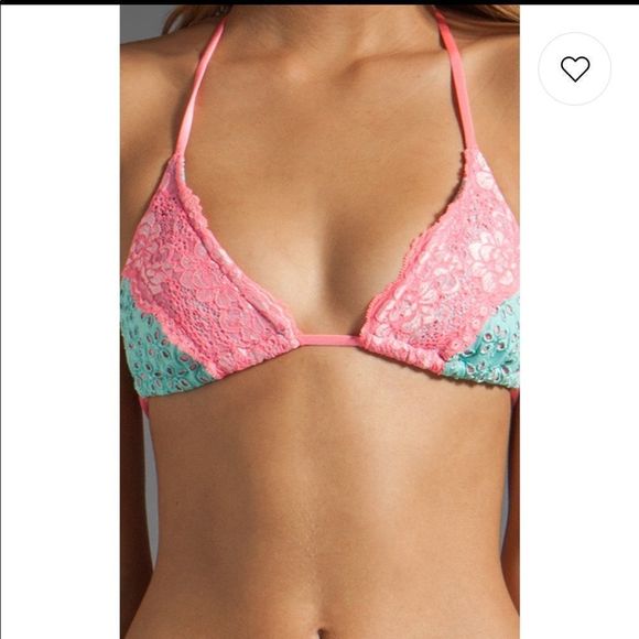 Beach Bunny Sugar Rush Bikini‎ Top in Turquoise - Picture 3 of 6